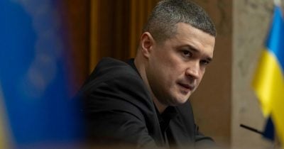 Ukraine Dismisses Defense Minister as Crimea Recapture Odds Drop to 8.5%