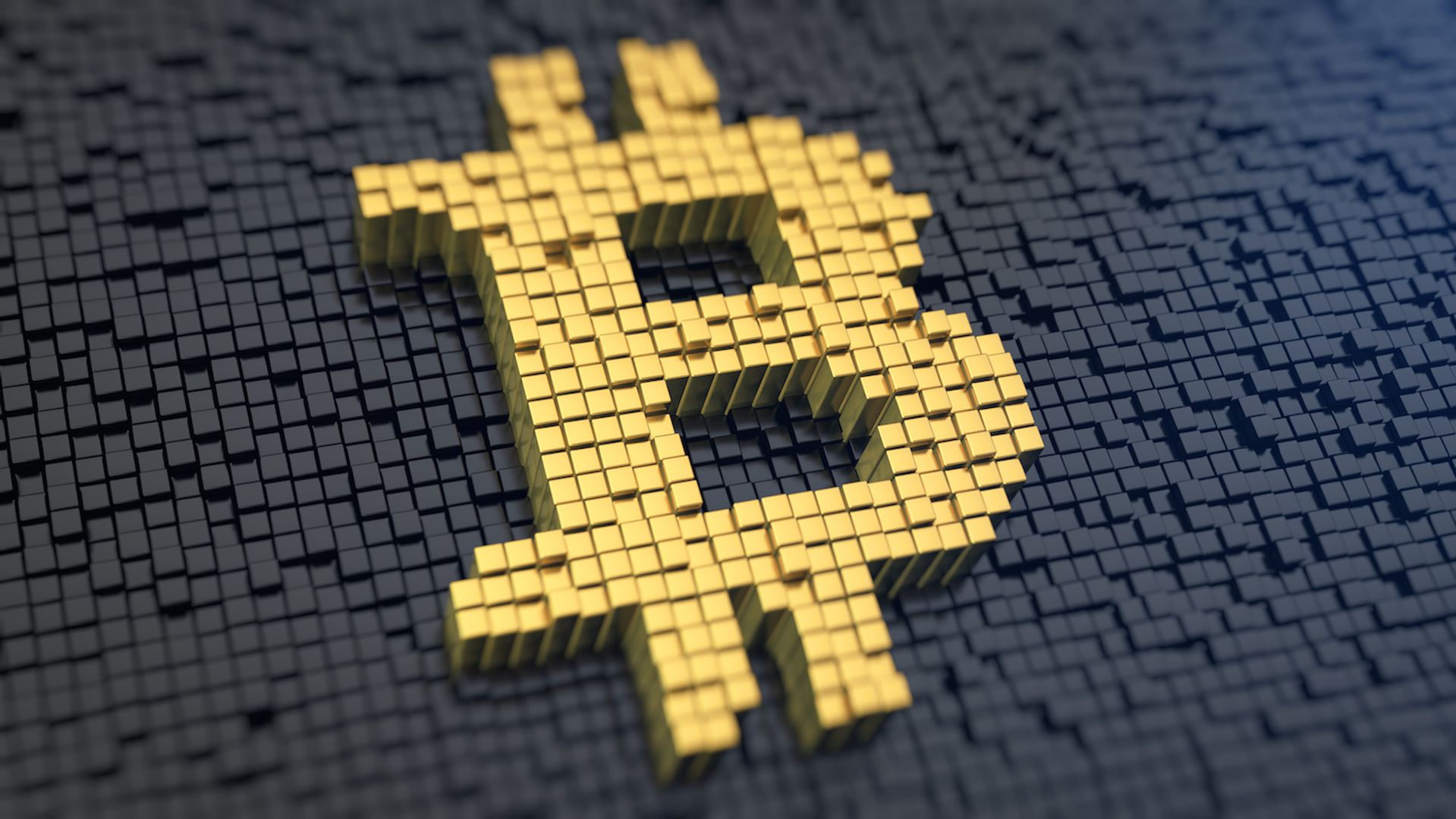 Bitcoin Slips During Risk-Off Jolt as Gold Holds Firm, Reviving ‘Safe Haven’ Debate