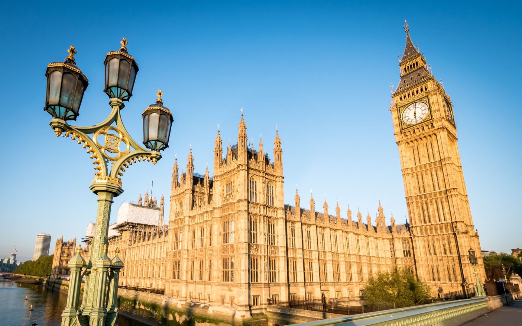 UK Parliamentary Group Demands Banks Explain Crypto Banking Policies