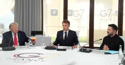 Trump and Macron Sign Iran Deal at G7 Dinner