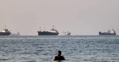 Preliminary Iran-US Deal Activated in Strait of Hormuz, Tensions Ease