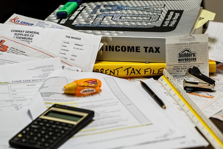 Illinois Enacts 0.2% Tax on Crypto Business Activity, Industry Pushback Begins