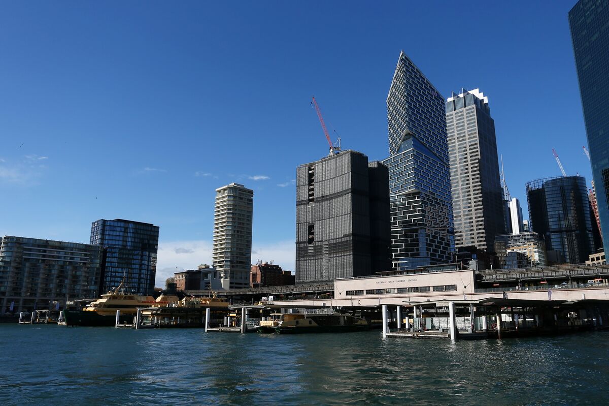 Magellan-Barrenjoey Merger Pushes Institutional Capital Into Private Markets, Crypto Liquidity Feels the Squeeze