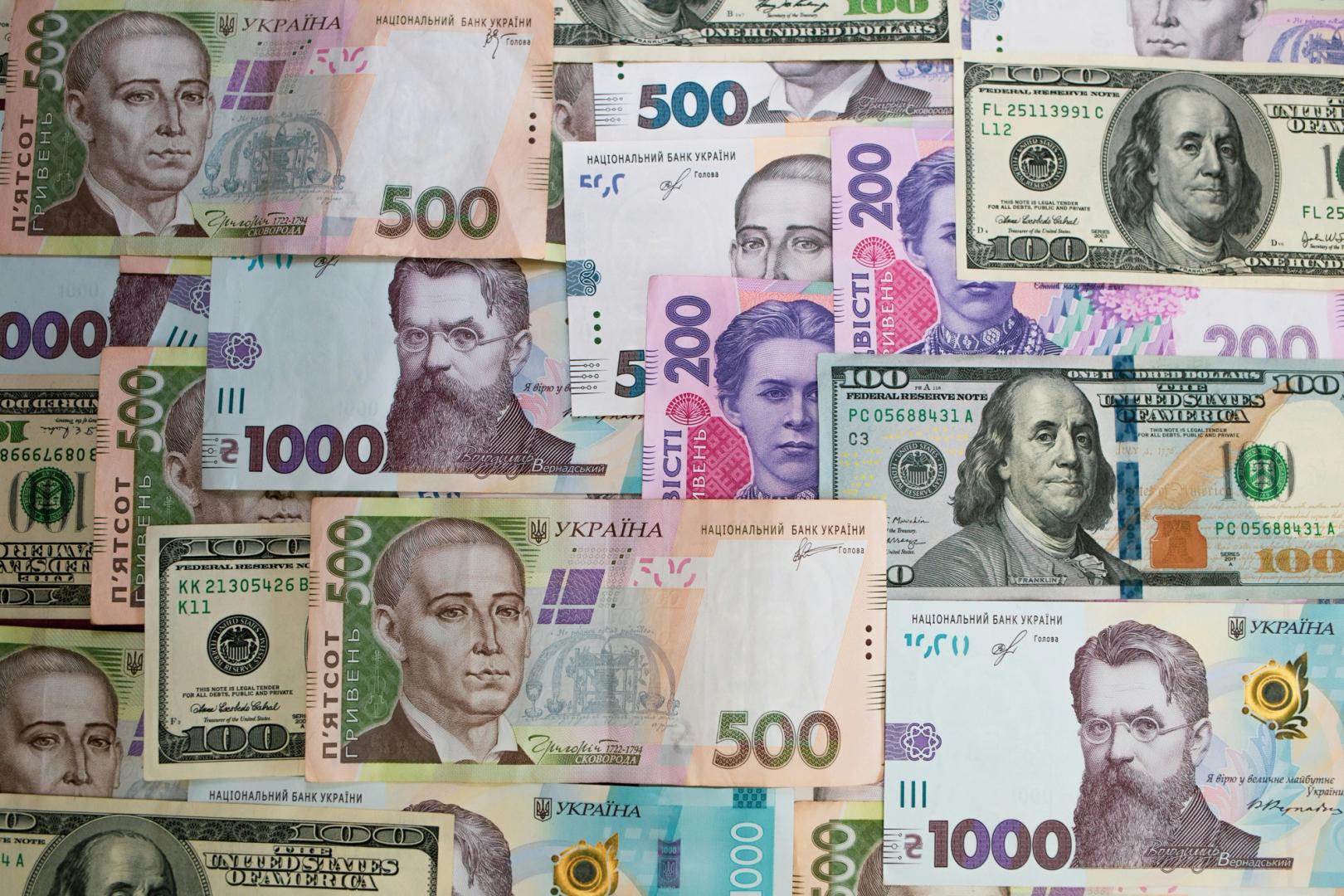 Stablecoin Market Hits $318 Billion, Topping FX Reserves of 95 Nations