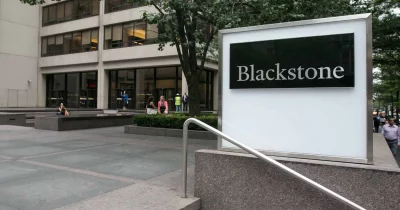 Blackstone Plans $2 Billion Bond Sale Backed by Fund Stakes
