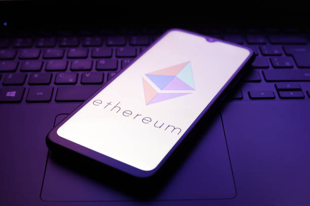 Ethereum Trader Sentiment Tumbles to Most Bearish Since 2023 as Price Nears $2,100