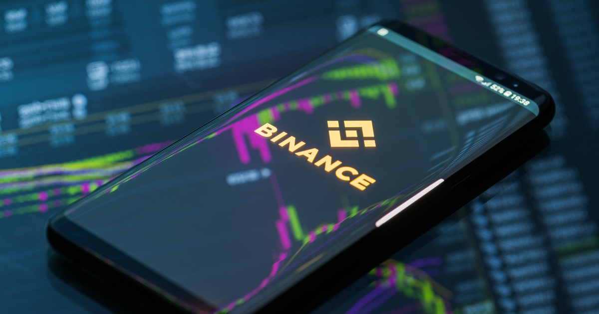 Binance Live Stream on May 13 to Feature CZ, BlackRock COO, and Ripple CEO