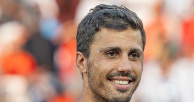 Manchester City reject Barcelona's bid for Rodri