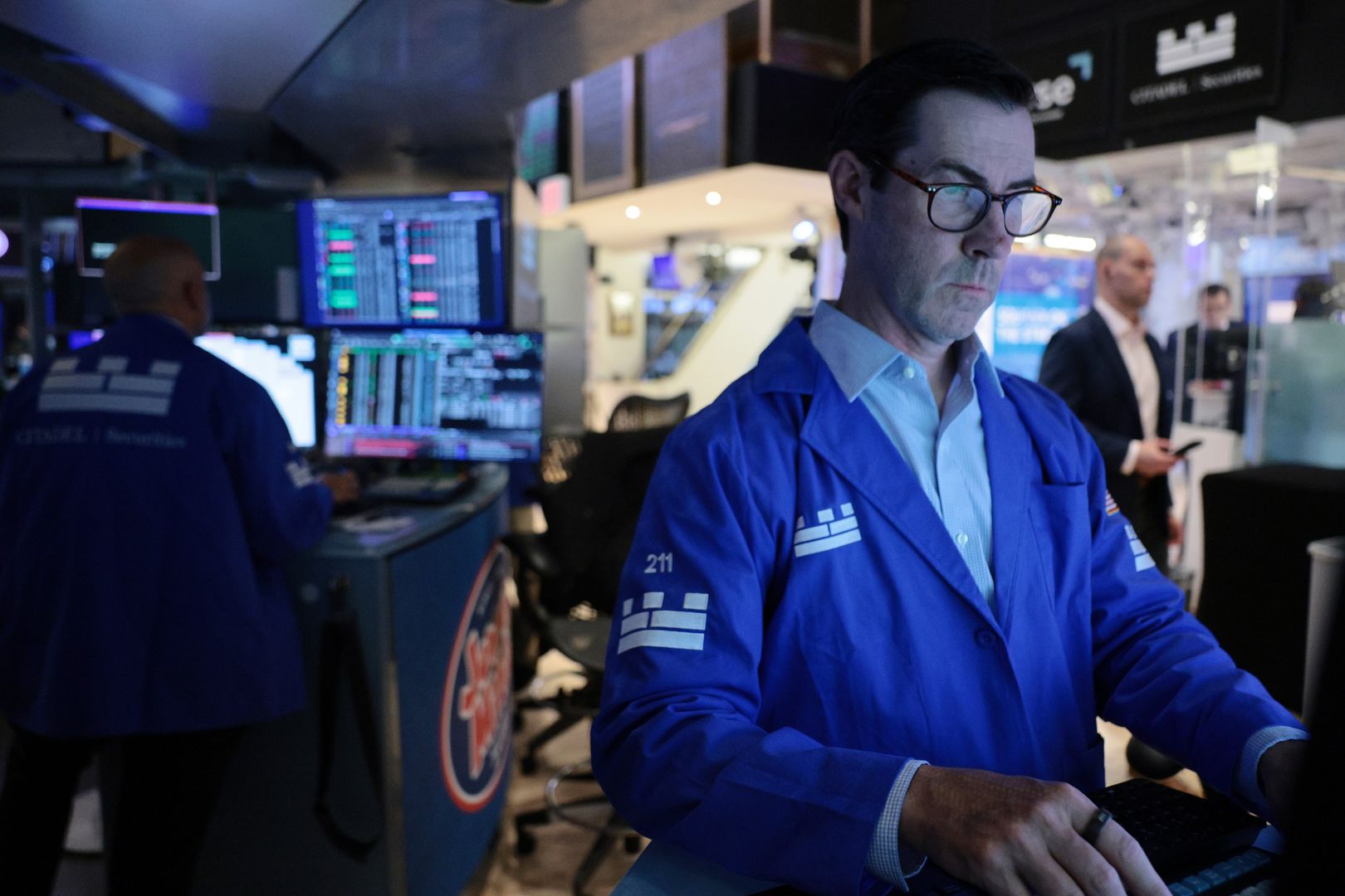 Coinbase Misses Earnings as Crypto Market Slump Bites