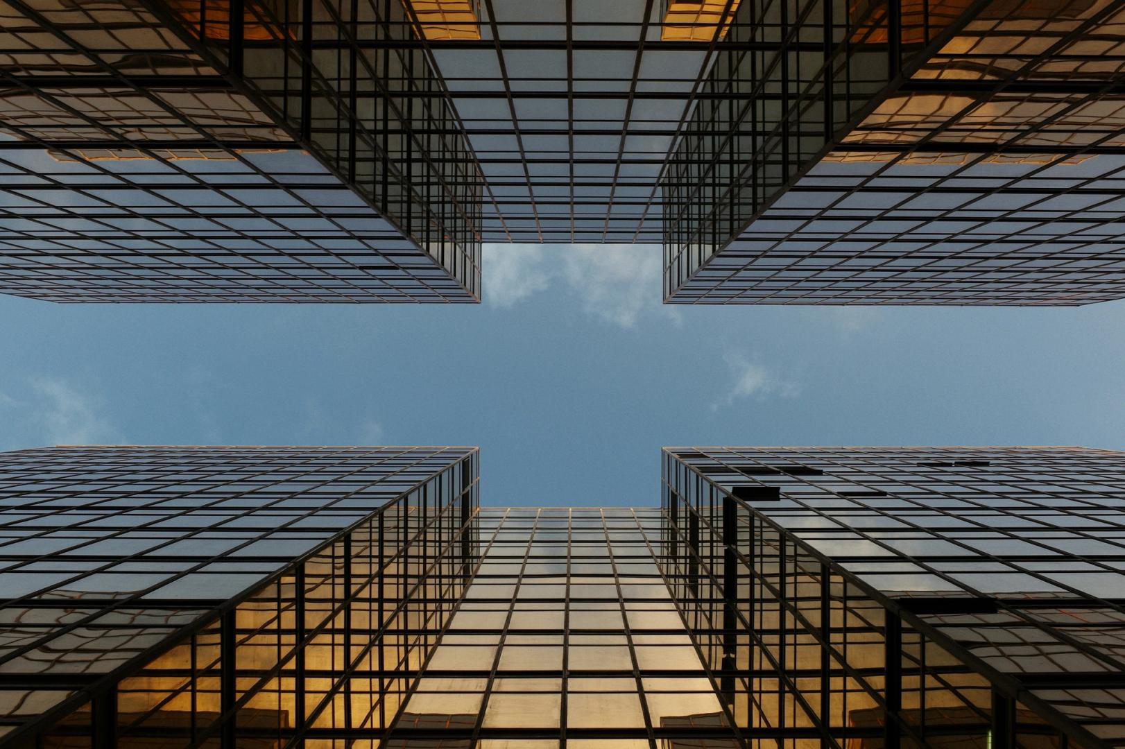Tokenized Equities Surge to $590B as Same-Ticker Tokens Carry Different Rights