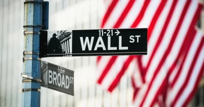 HSBC Boosts S&P 500 Target to 7,650, Cautious on Policy Risks
