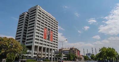 Turkey Sells Off Nearly All US Treasury Holdings to Prop Up Lira Amid Iran War