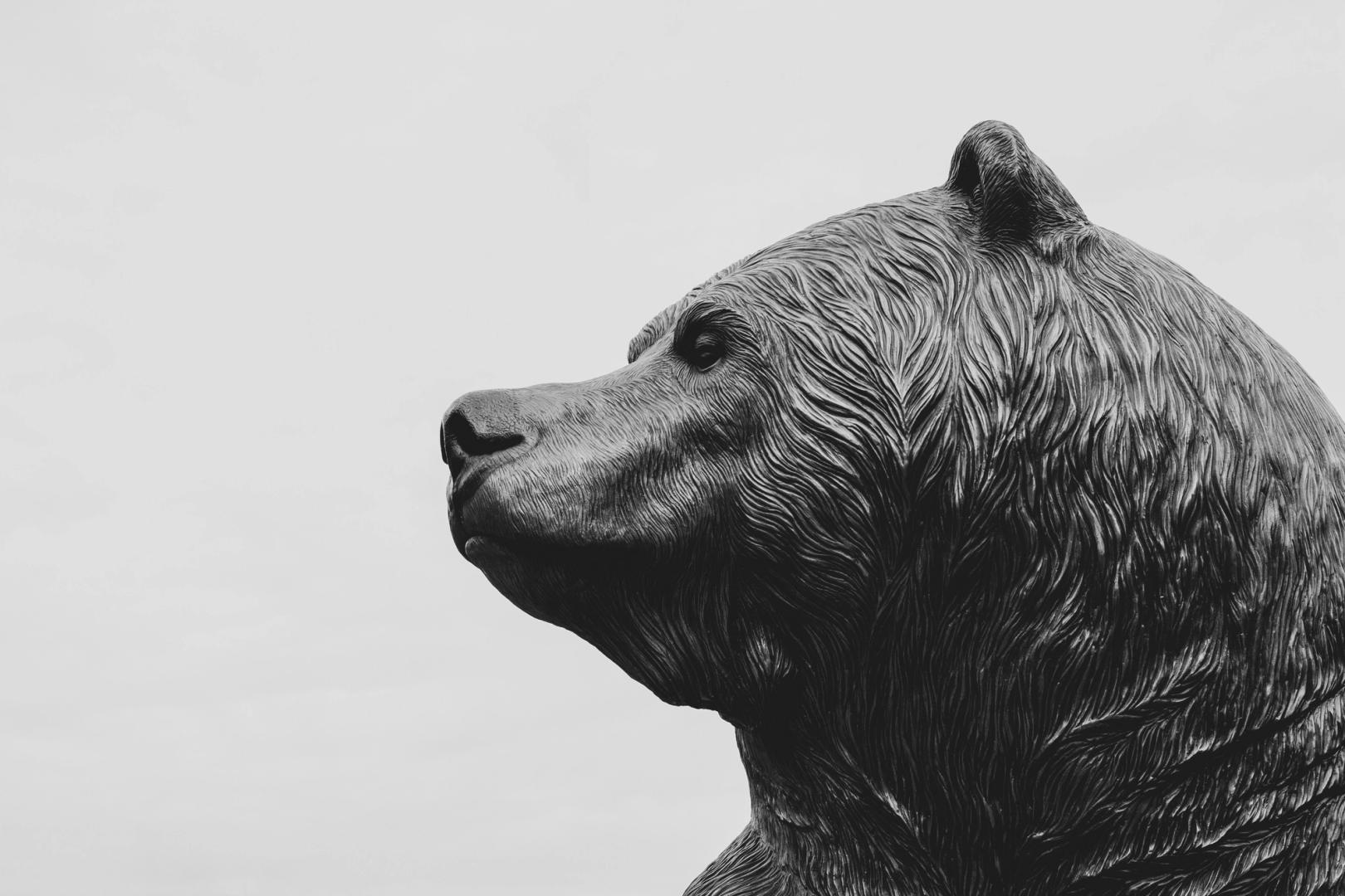 Bloomberg’s Mike McGlone Softens Bearish Bitcoin Forecast to $28,000 After Public Backlash