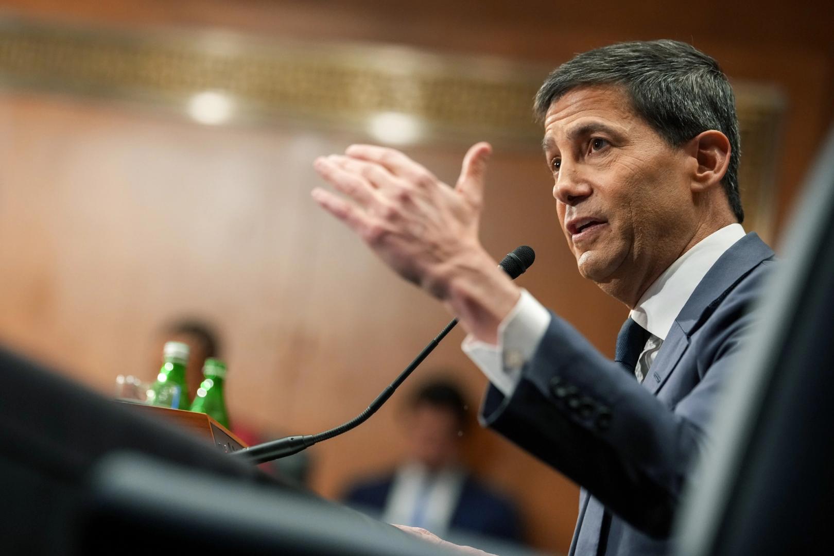 Fed Holds Rates Steady in First Decision Under Chairman Warsh