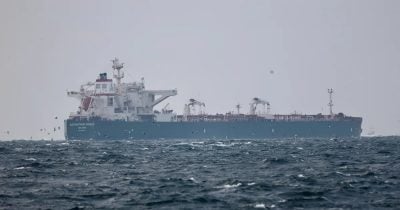 Des pétroliers liés à l'Iran zigzaguent dans le Golfe alors que les États-Unis imposent un blocus ; le marché voit une probabilité de 11,5 % de normalisation du détroit d'ici le 31 août
