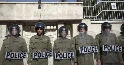 Iran Executes Two Protesters in Isfahan, Raising Fears of Instability