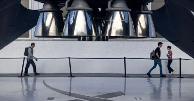 SpaceX Employees Negotiate Lower Fees, Tax Savings Ahead of IPO
