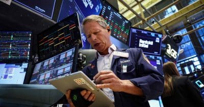 Dow Hits Record High as US-Iran Deal Sends Oil Lower, Boosts Stocks