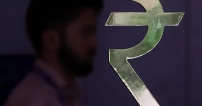 RBI Weighs Rate Hikes and Currency Swaps to Shore Up the Rupee