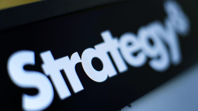 Saylor Posts Bitcoin Chart Days After Strategy Discloses Another Sale