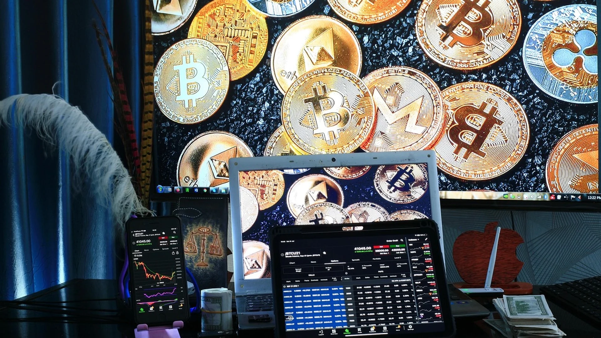 IBIT alene drev $65,4 mio. ud af amerikanske spot-Bitcoin-ETF'er den 12. oktober
