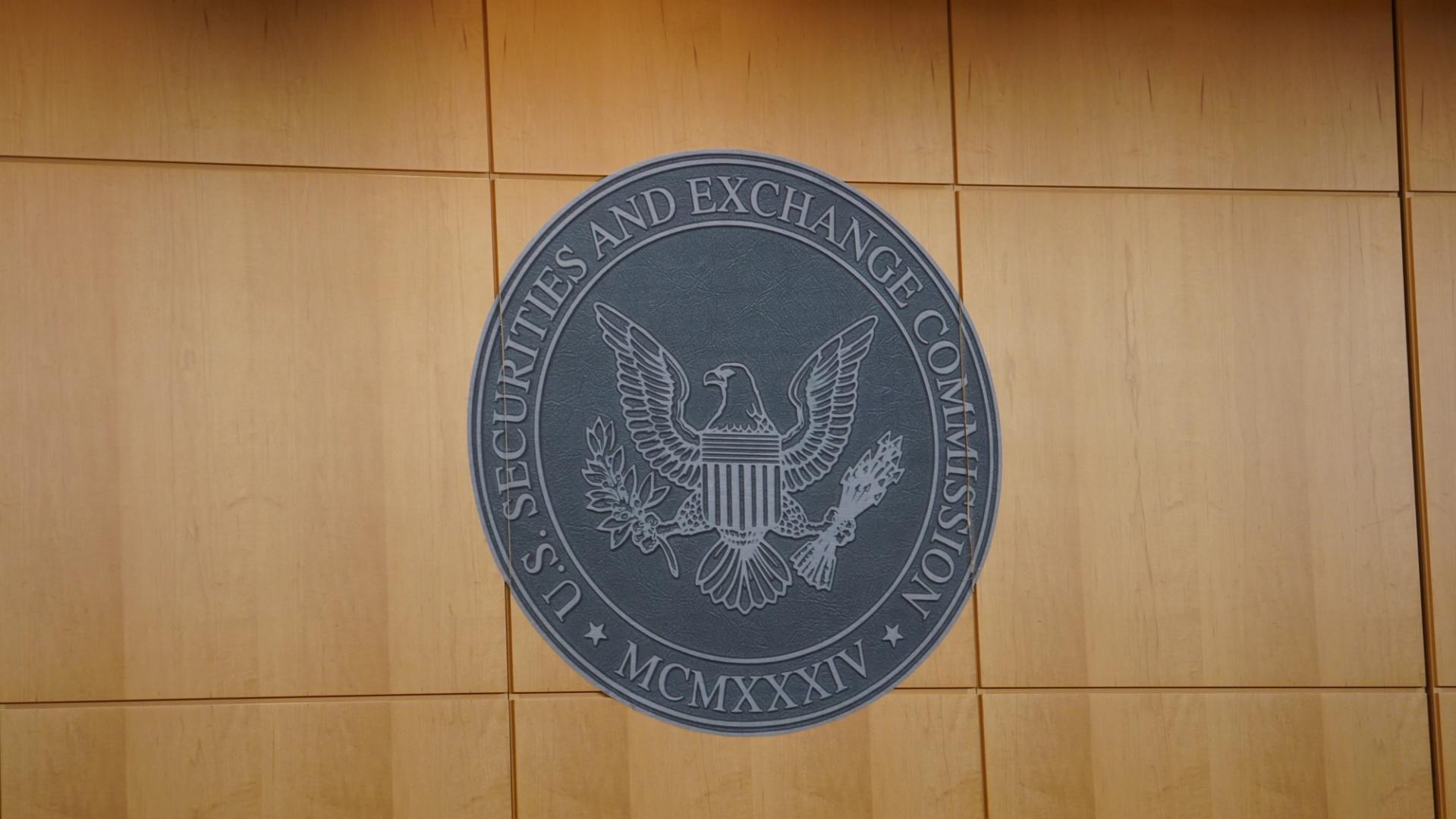 CME Challenges SEC Authority Over Bitcoin Options as SEC Reviews Nasdaq Proposal