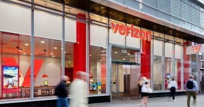 Verizon, Google Sign $1B+ Dark Fiber Deal for AI Data Centers
