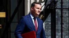 UK Political Turmoil Risks Stalling Crypto Regulation, Giving Offshore Exchanges an Edge