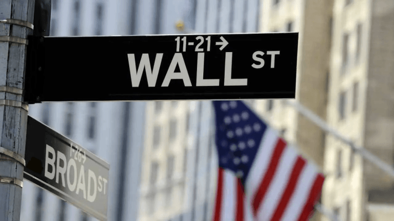 Bitcoin Slides to $63K as AI IPO Wave Looms Over Crypto Markets