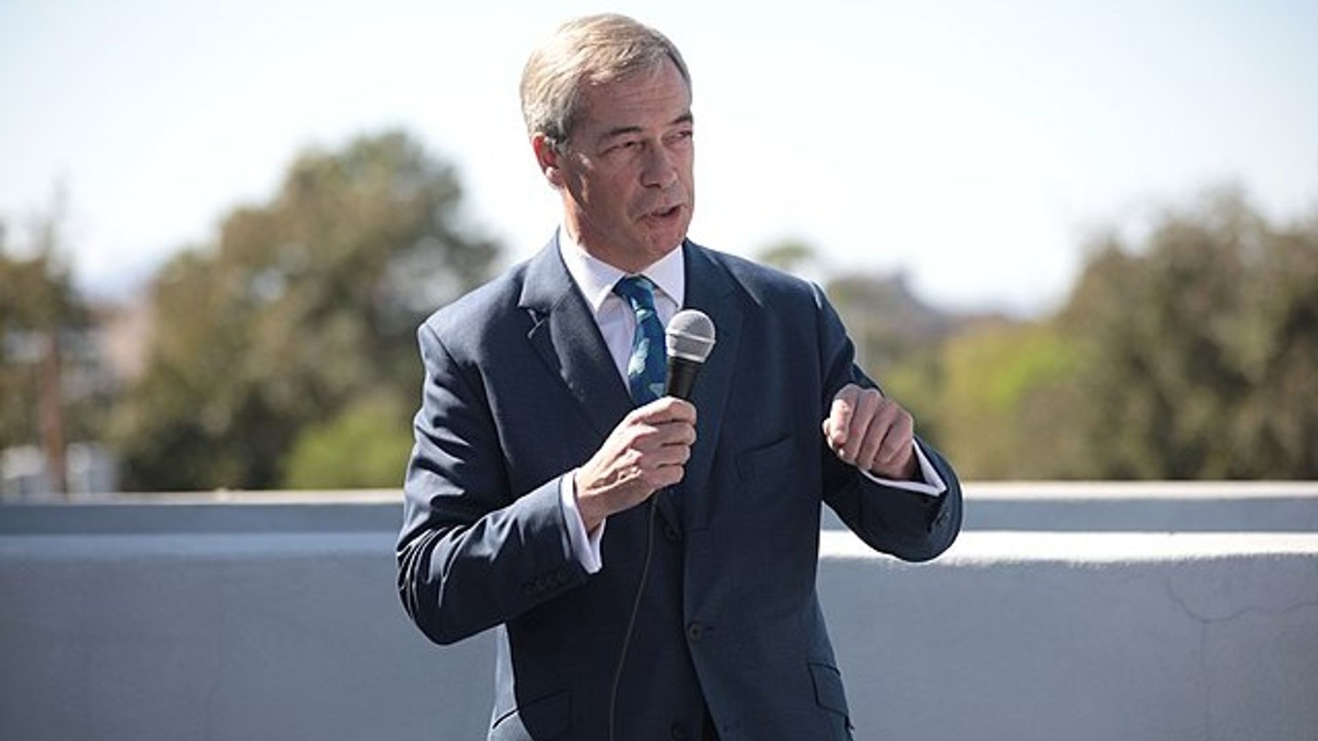 Parliament Launches Standards Probe into Nigel Farage Over £5 Million Crypto Gift