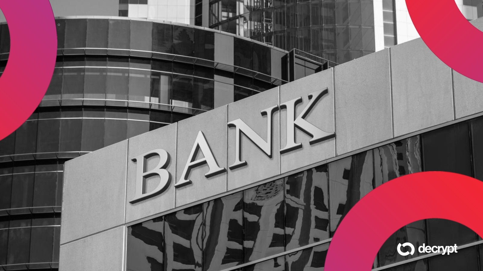 Dallas Fed Warns Tokenized Deposits Could Drain $700 Billion From Bank Lending