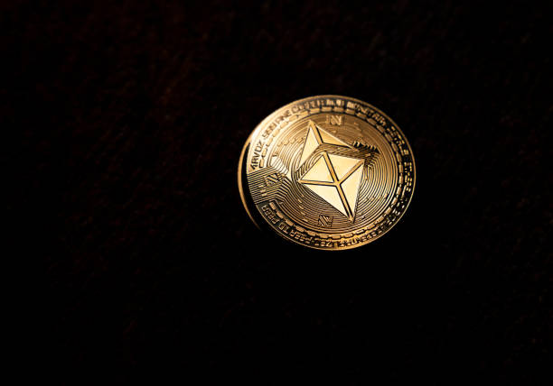 Ethereum's 57% Slide Draws Dot-Com Comparisons from Standard Chartered