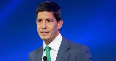 Bessent Backs Warsh’s Rate Calls as New Fed Chair Era Begins