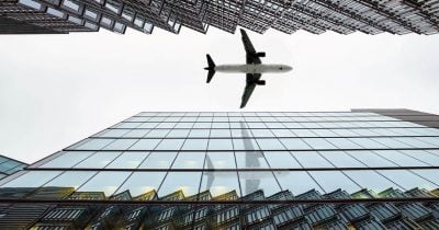 Boeing Misses Earnings Estimates but Revenue Beats, Cash Flow Turns Positive