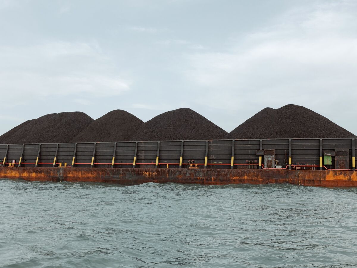 Coal Hits 22-Month High on Indonesia Export Delays, Tightening Summer Supply