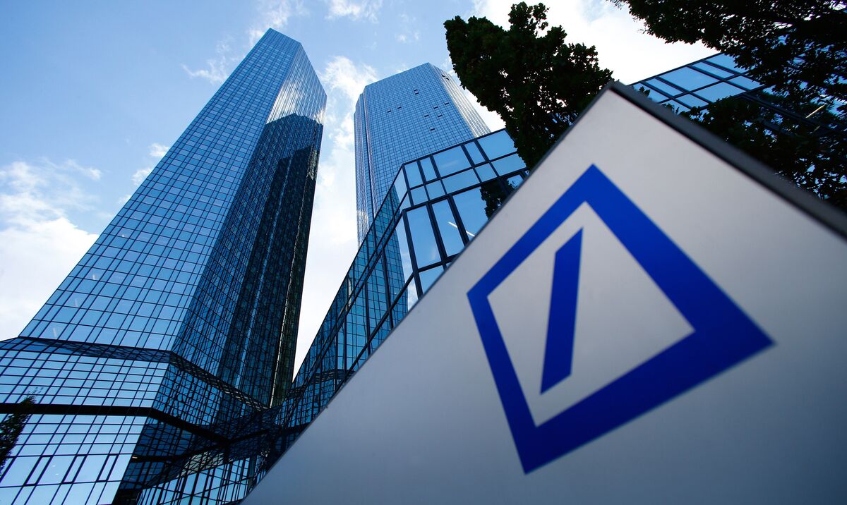 Deutsche Bank Execs Record Macro, Tech Talk for Bloomberg Podcast