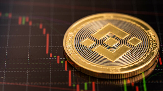 BNB Approaches Key Resistance at $665–$685 After Months of Consolidation