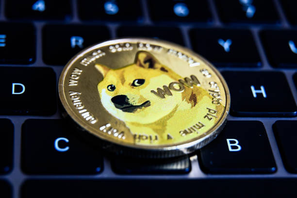 Crypto Analyst Predicts Dogecoin Could Rally to $2, Citing 2021 Bull Pattern Repeat