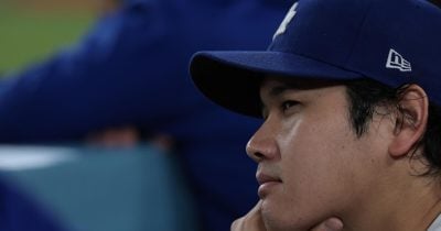 Shohei Ohtani Sidelined With Knee Soreness as Dodgers Prioritize Postseason Health