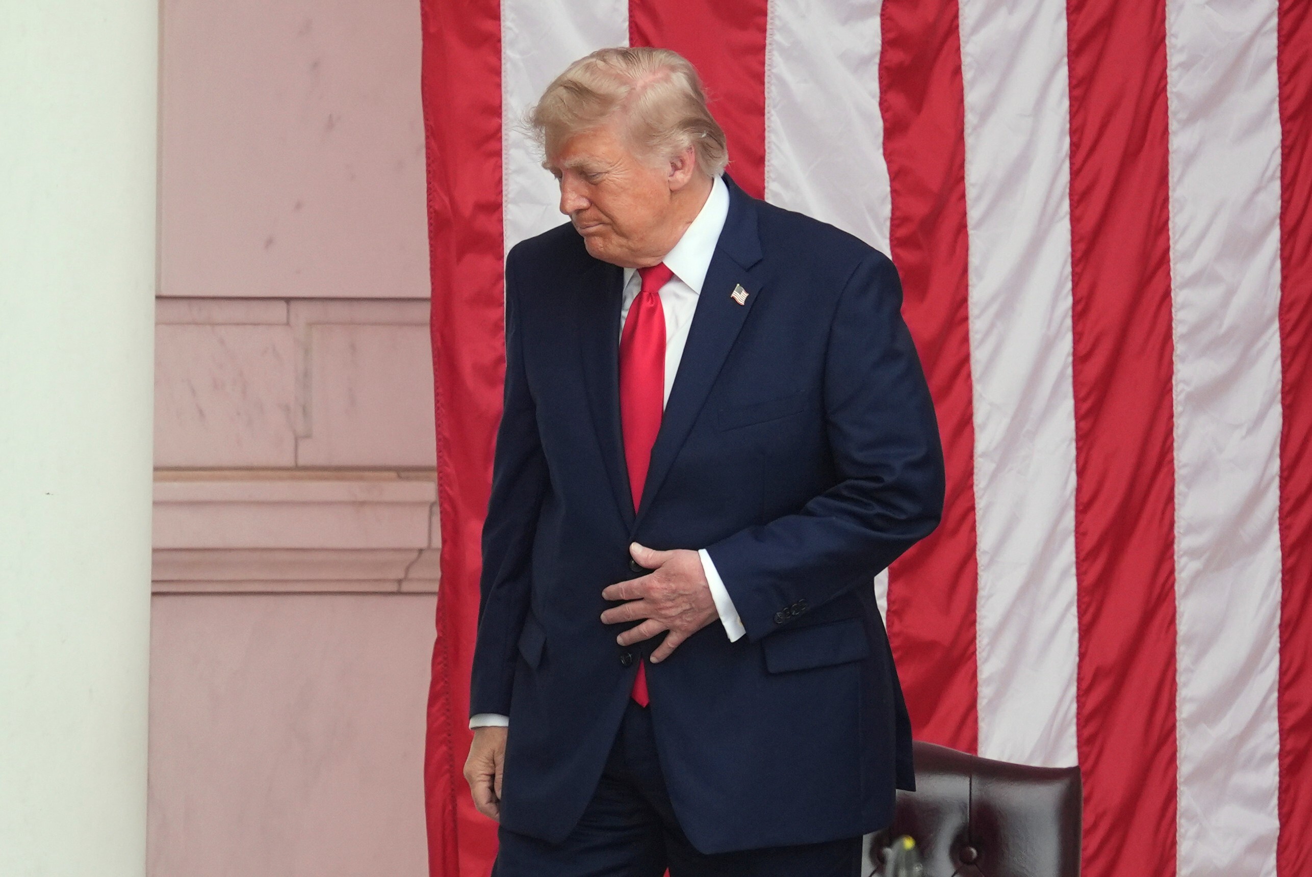 Trump Heads to Walter Reed for Routine Checkup; Crypto Markets Unmoved